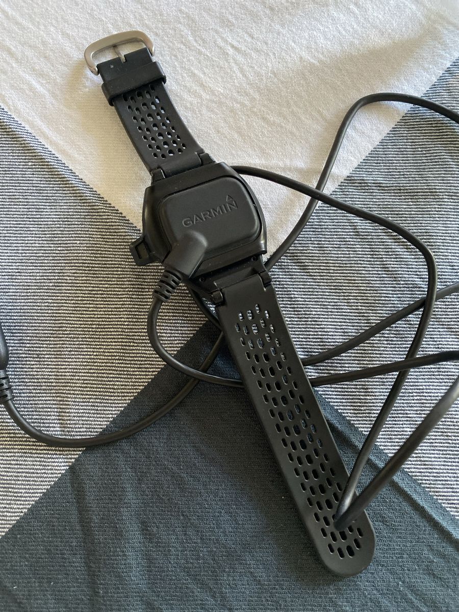 Garmin Approach S2 GPS Golf Watch Black with Charging Cable