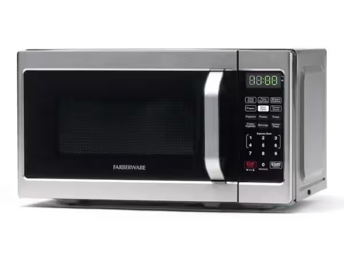 New Farberware Countertop Microwave