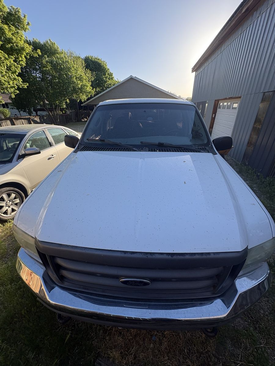 2004 Ford F-350 Super Duty XL