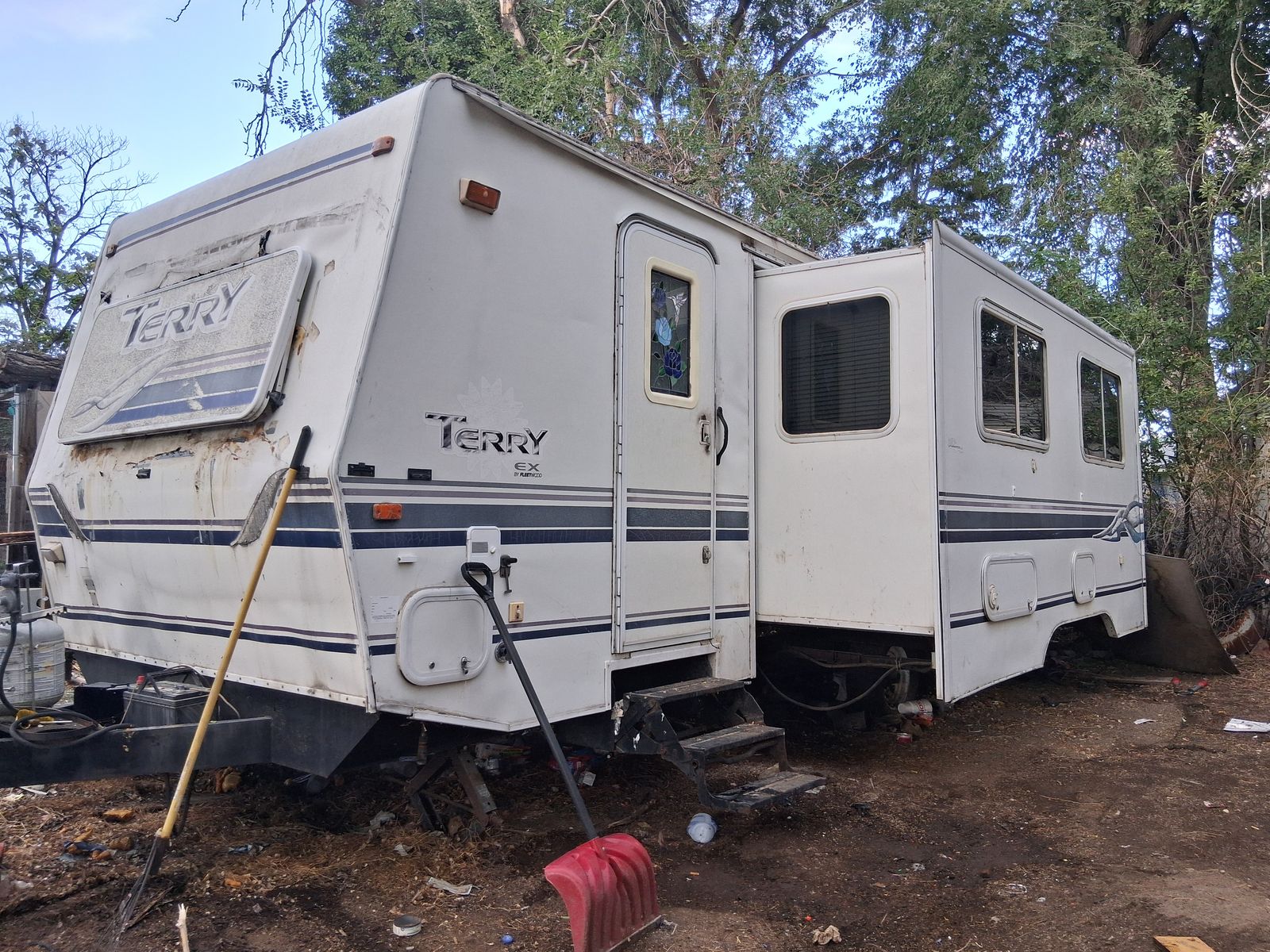 1999 Fleetwood terry ex (Read Description)