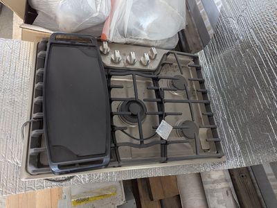 New 5-burner gas stovetop