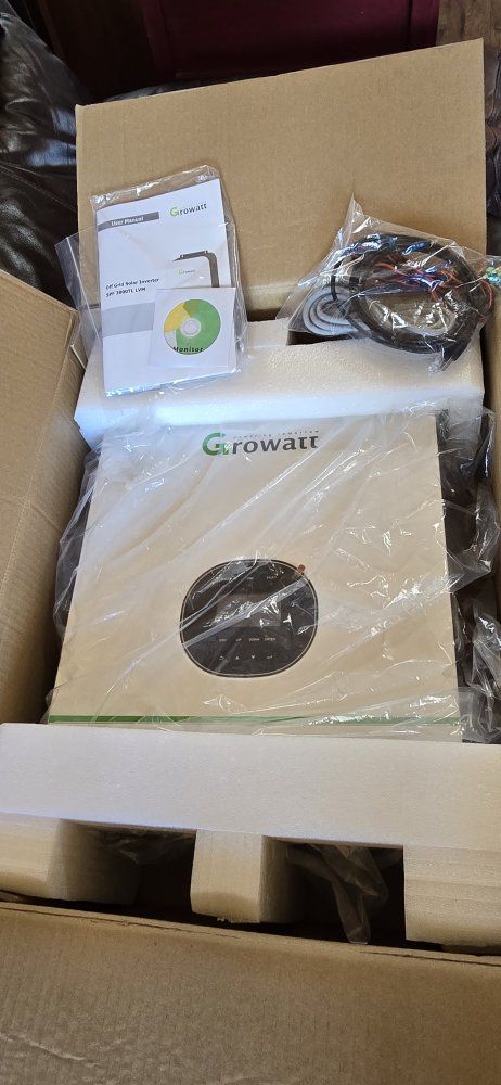Growatt SPF 3000TL LVM-24P 3000W Off-Grid Solar Inverter w/ Built-in MPPT Solar Charger