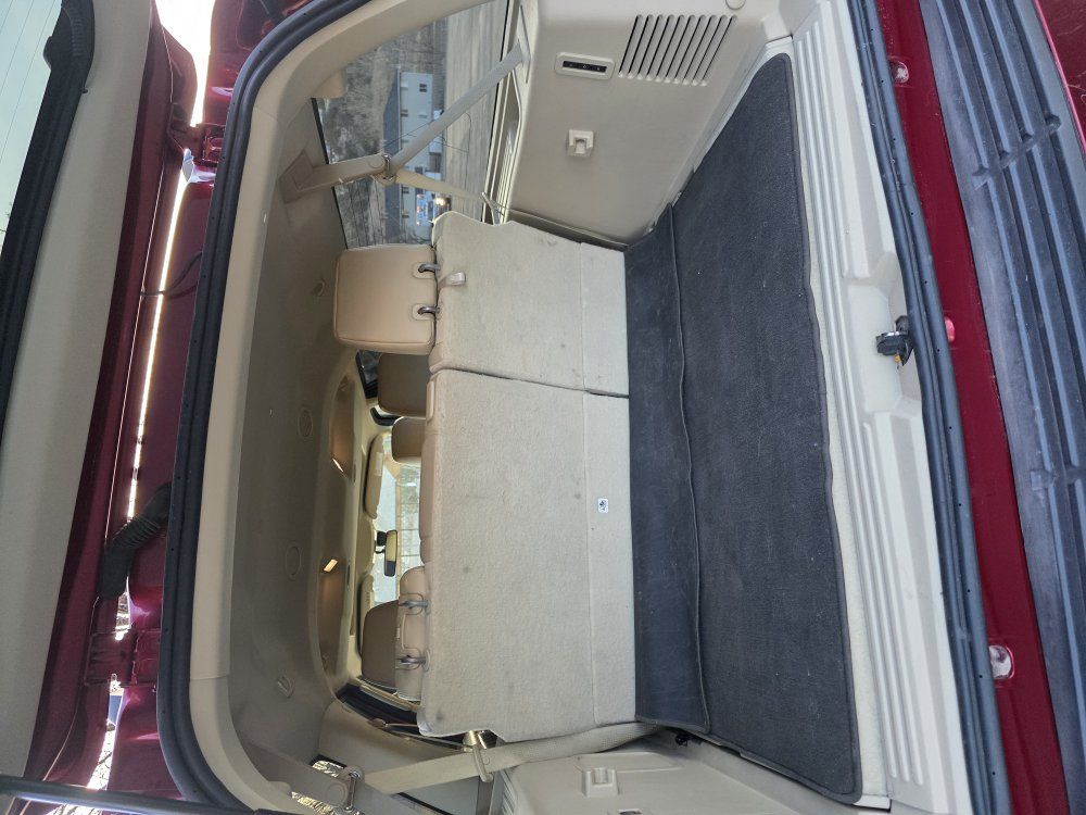 Main image 10