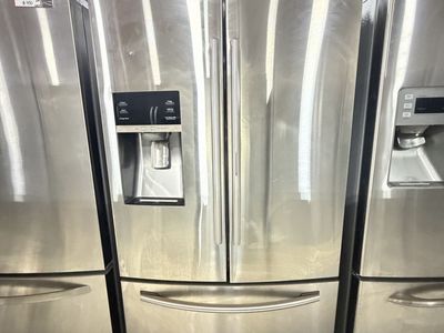 BEAUTIFUL SAMSUNG STAINLESS FRENCH DOOR FRIDGE