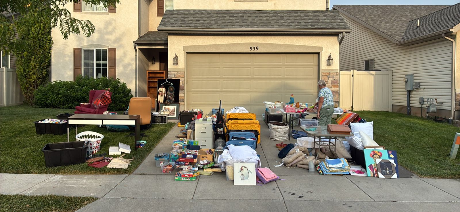 Yard Sale / Garage Sale.    939 Cambria Dr, North Salt Lake