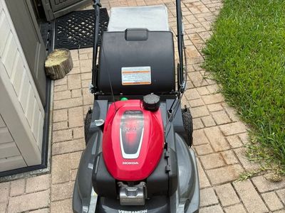 Honda HRX Self Propelled Lawn Mower