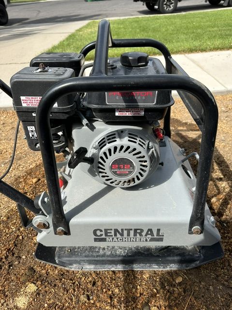 Central Machinery Plate Compactor