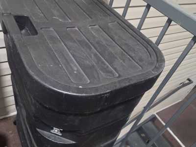 Heavy Duty Hard Plastic Trade Show Shipping Case with Wheels

