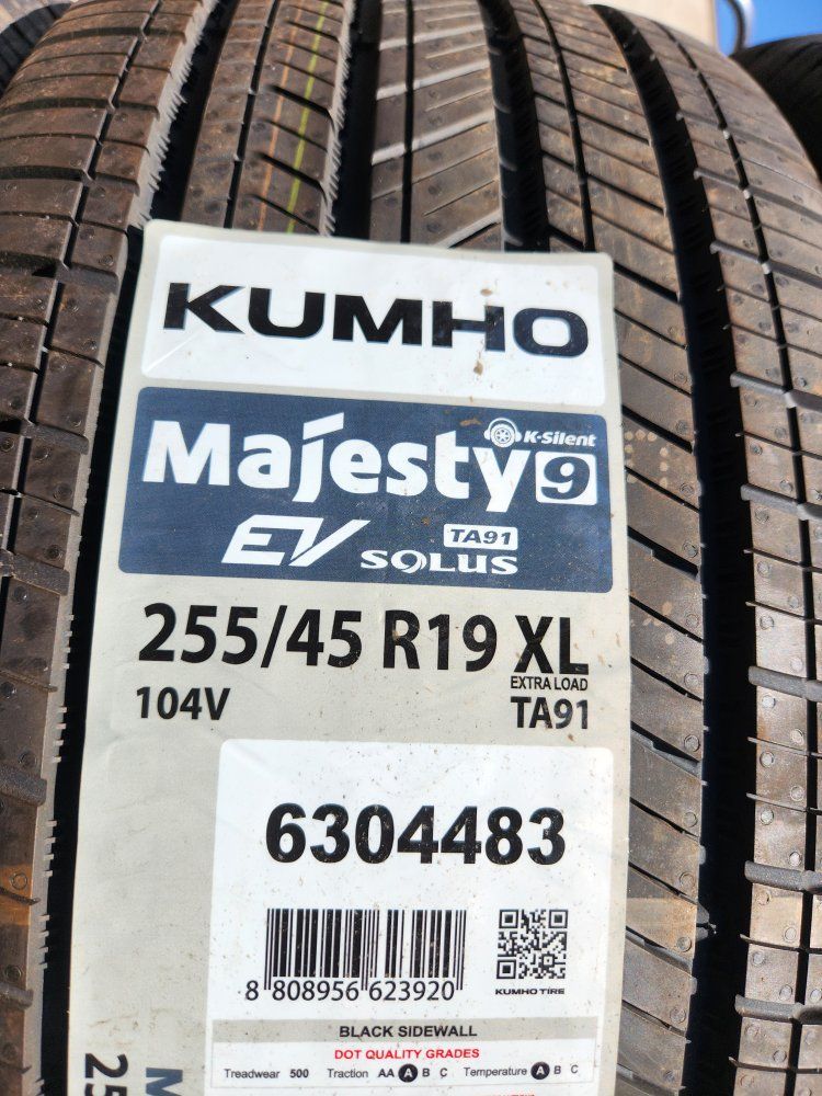 255/45r19 kumho majesty ev