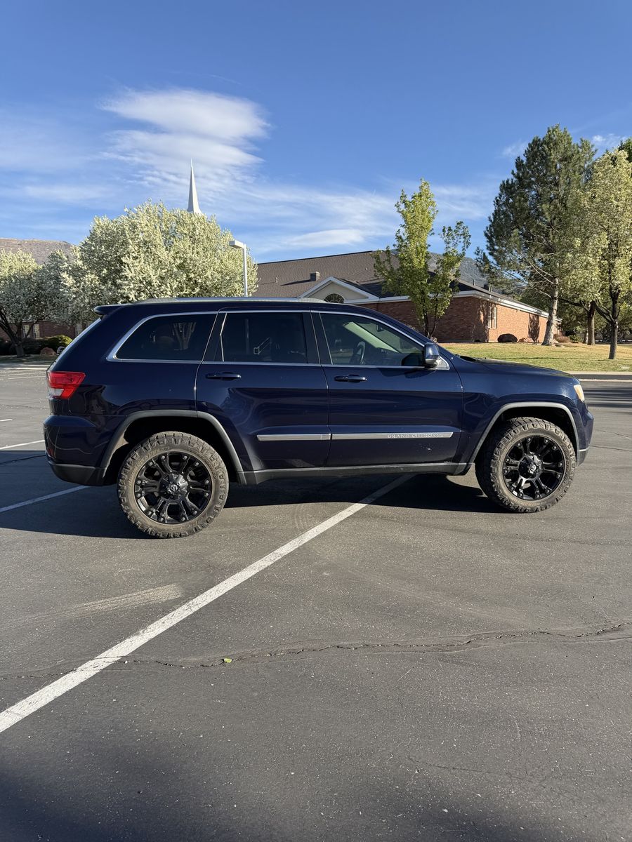 2012 Jeep Grand Cherokee Laredo