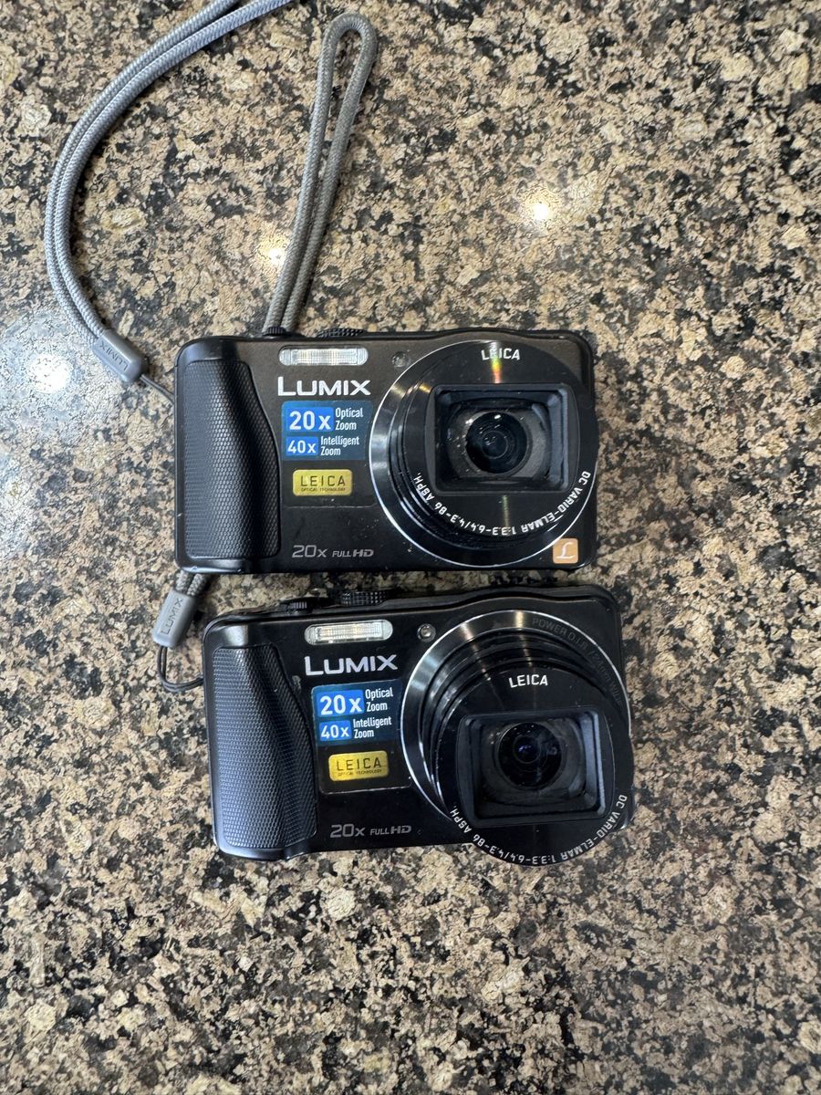 Digital camera