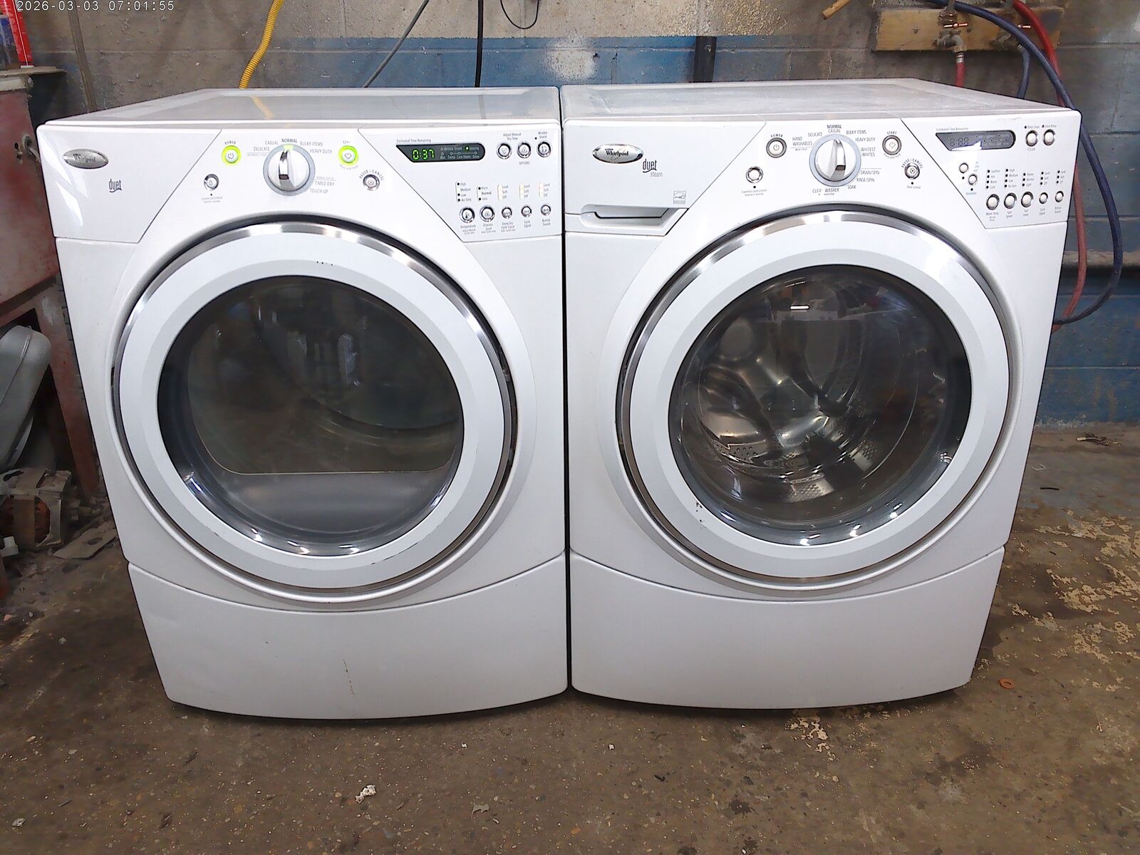 Whirlpool front load washer with  matched gas dryer