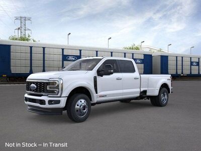 2026 Ford F-450 Super Duty Platinum