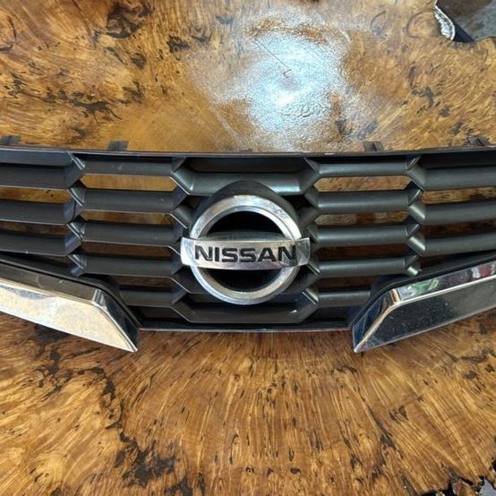 2008 to 2009 Nissan Altima Coupe Front Upper Grille Grill OEM