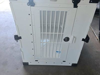 Dog crate