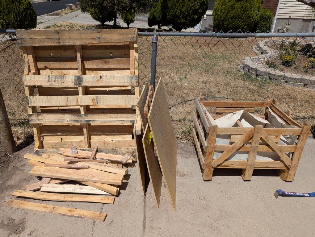 Scrap wood/crate