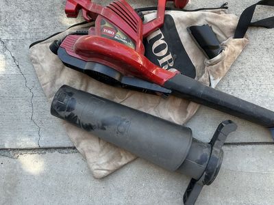 Toro Ultra Blower Vac Leaf Blower and Vacuum with Bag and Tubes