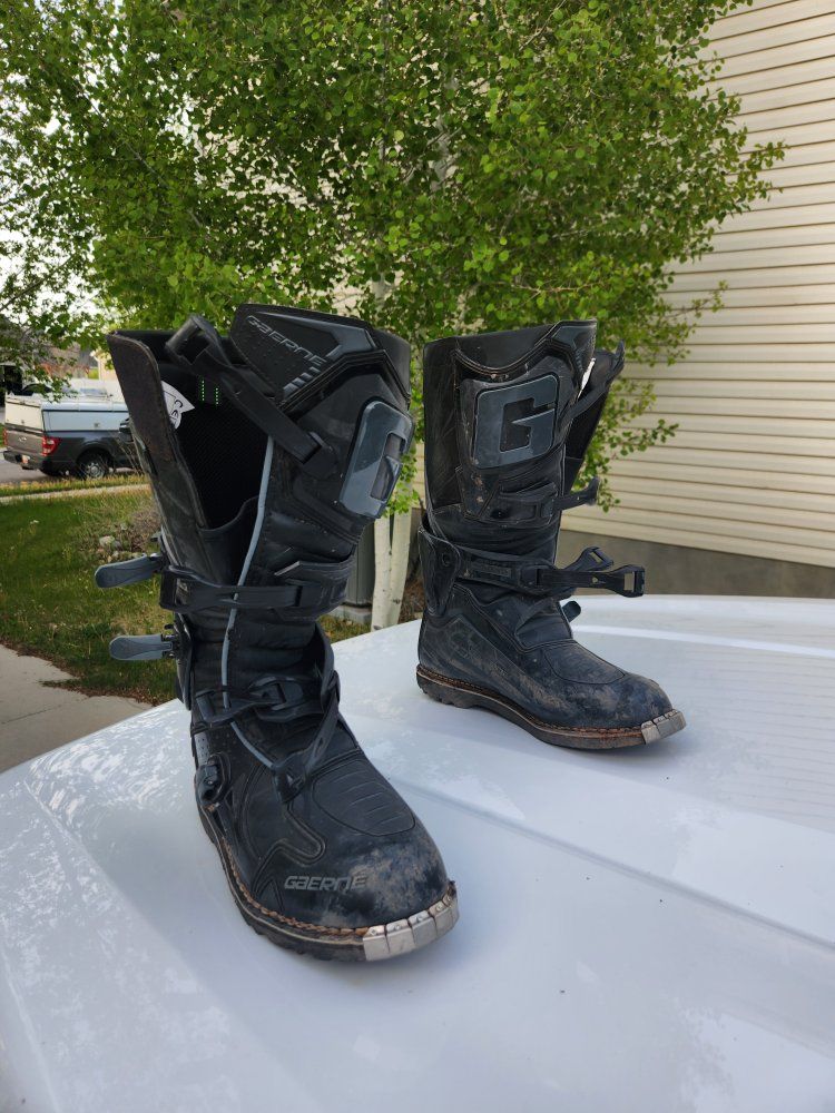 size 13 Gaerne Fastback Midnight boots