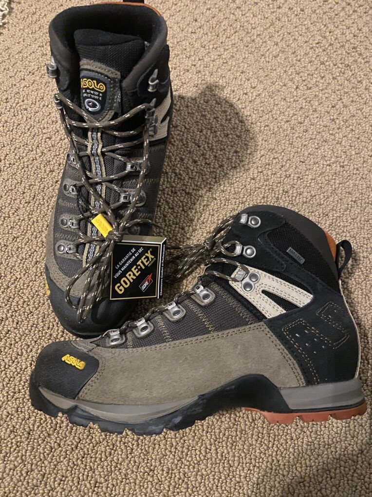 Asolo Gore-Tex Hiking Boots, New, Size 9
