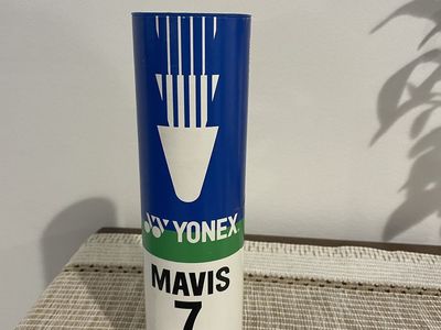 Yonex Mavis 7 Badminton Shuttlecocks New (6 Pack)