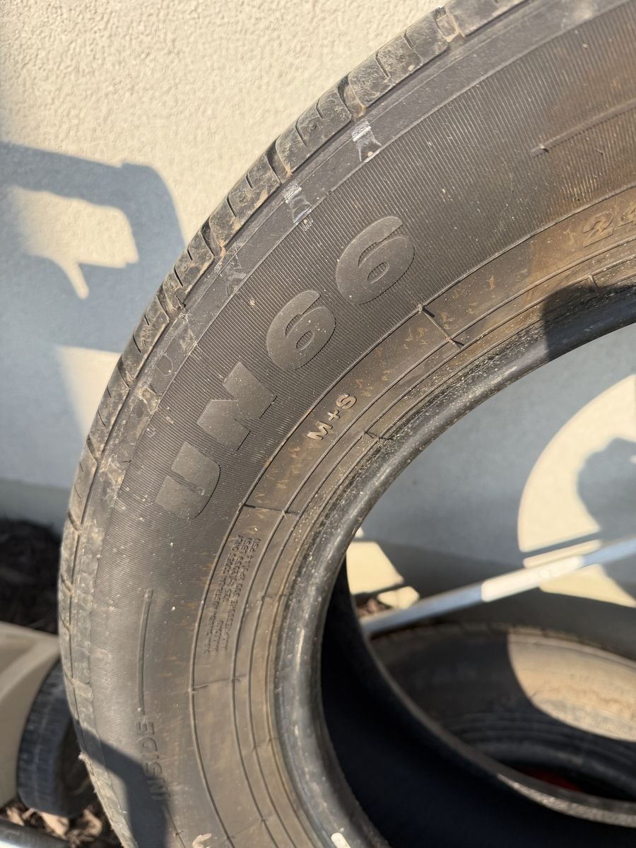 Main image 5