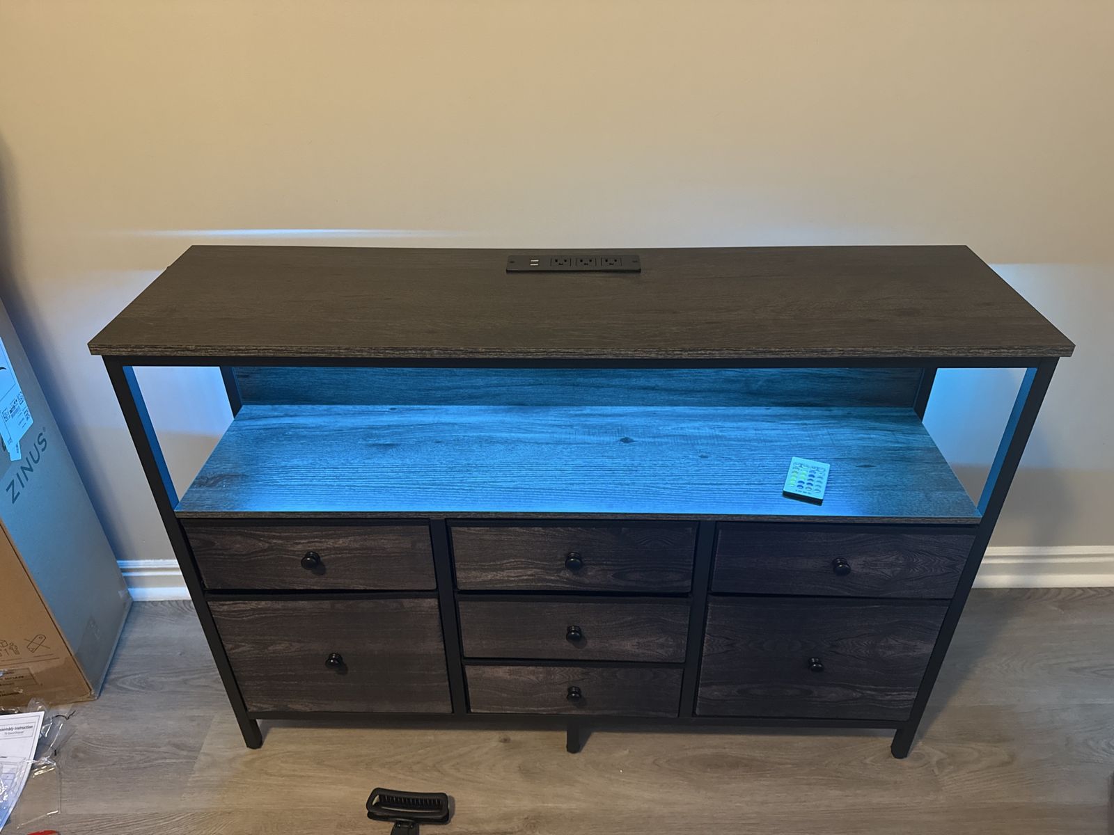 LED Dresser