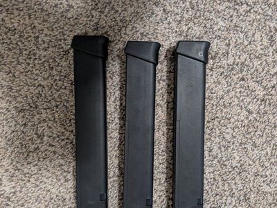 Glock 33-Round 9mm Magazines (x3)