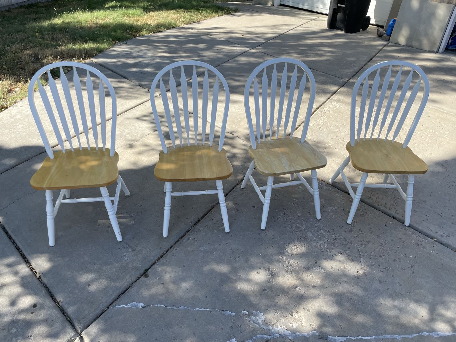 Set of 4 Wood Dining Chairs - White Spindle Back with Natural Wood Seats