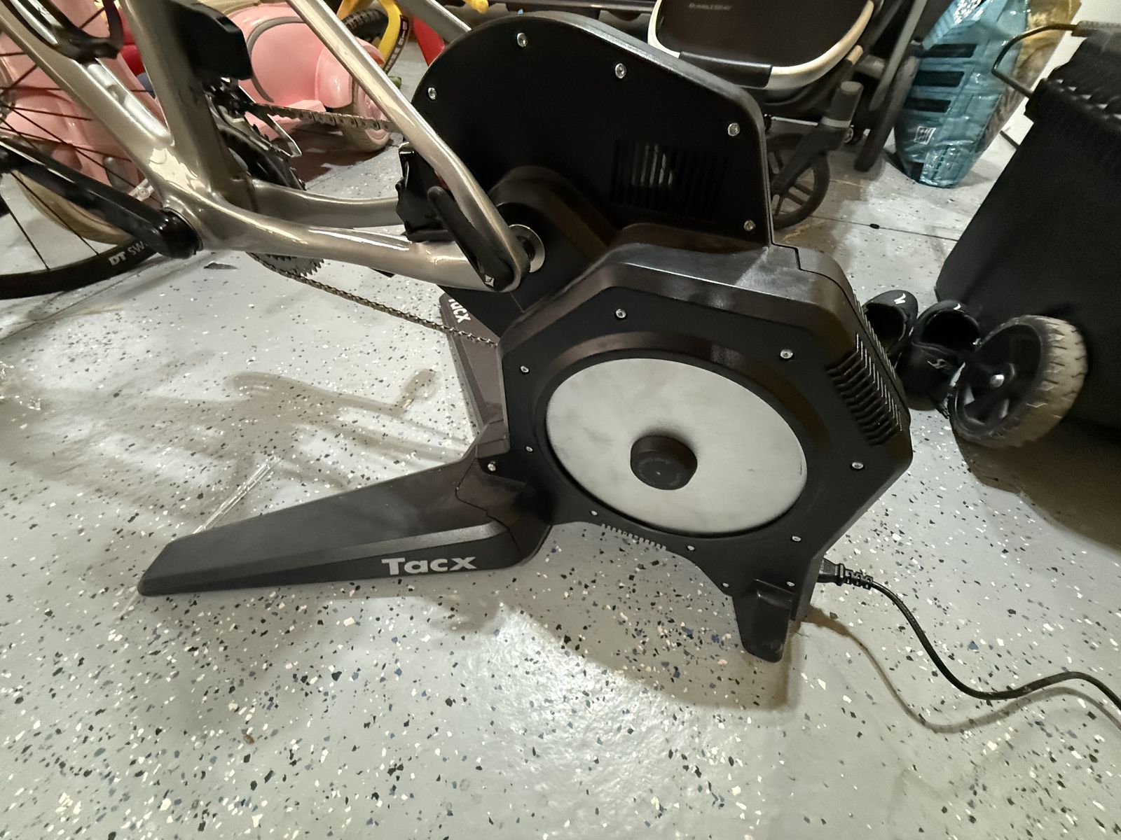 Tacx flux S SmartTrainer - Like New