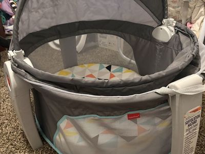 Fisher Price On The Go Baby Dome