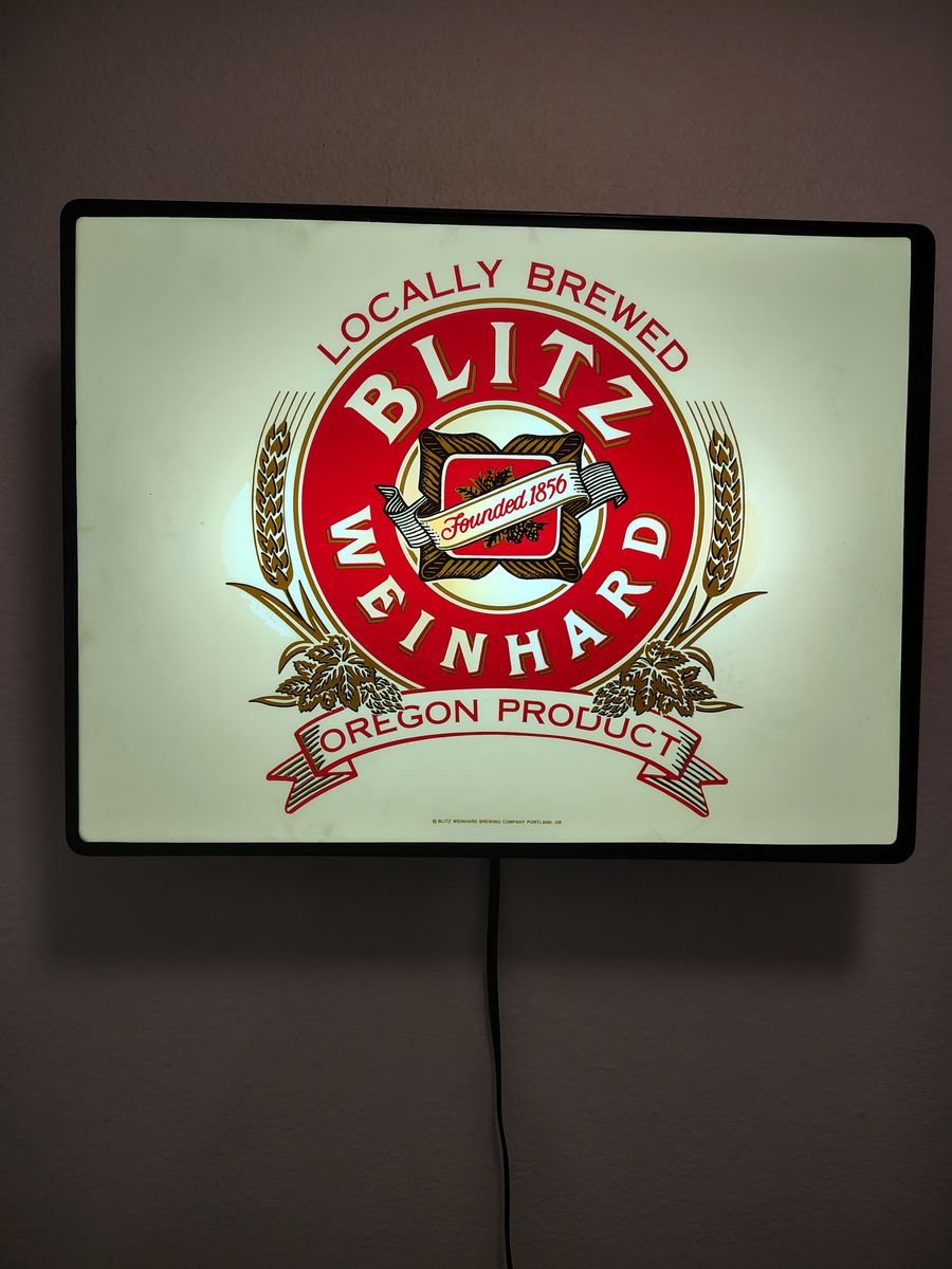 Vintage Blitz Weinhard Beer Lighted Advertising Sign - 17" x 21"
