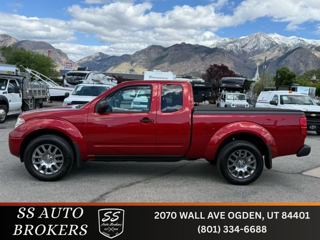 2012 NISSAN FRONTIER SV