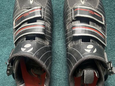 Bontrager Inform Carbon cycling shoes 42, 9-9 1/2
