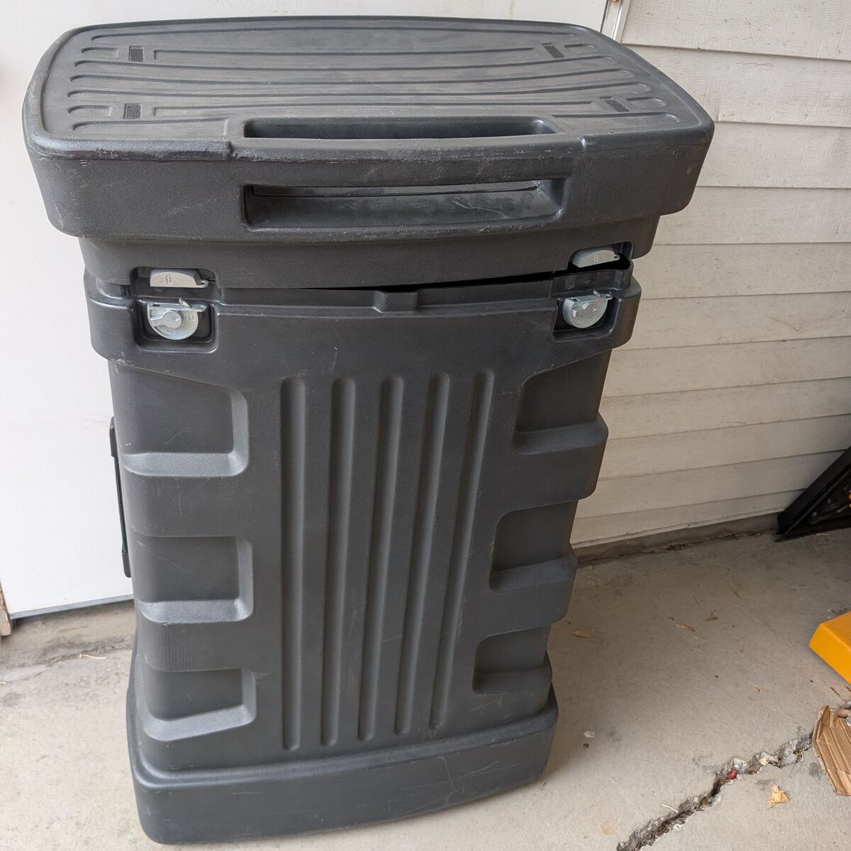 OCX case with wheels