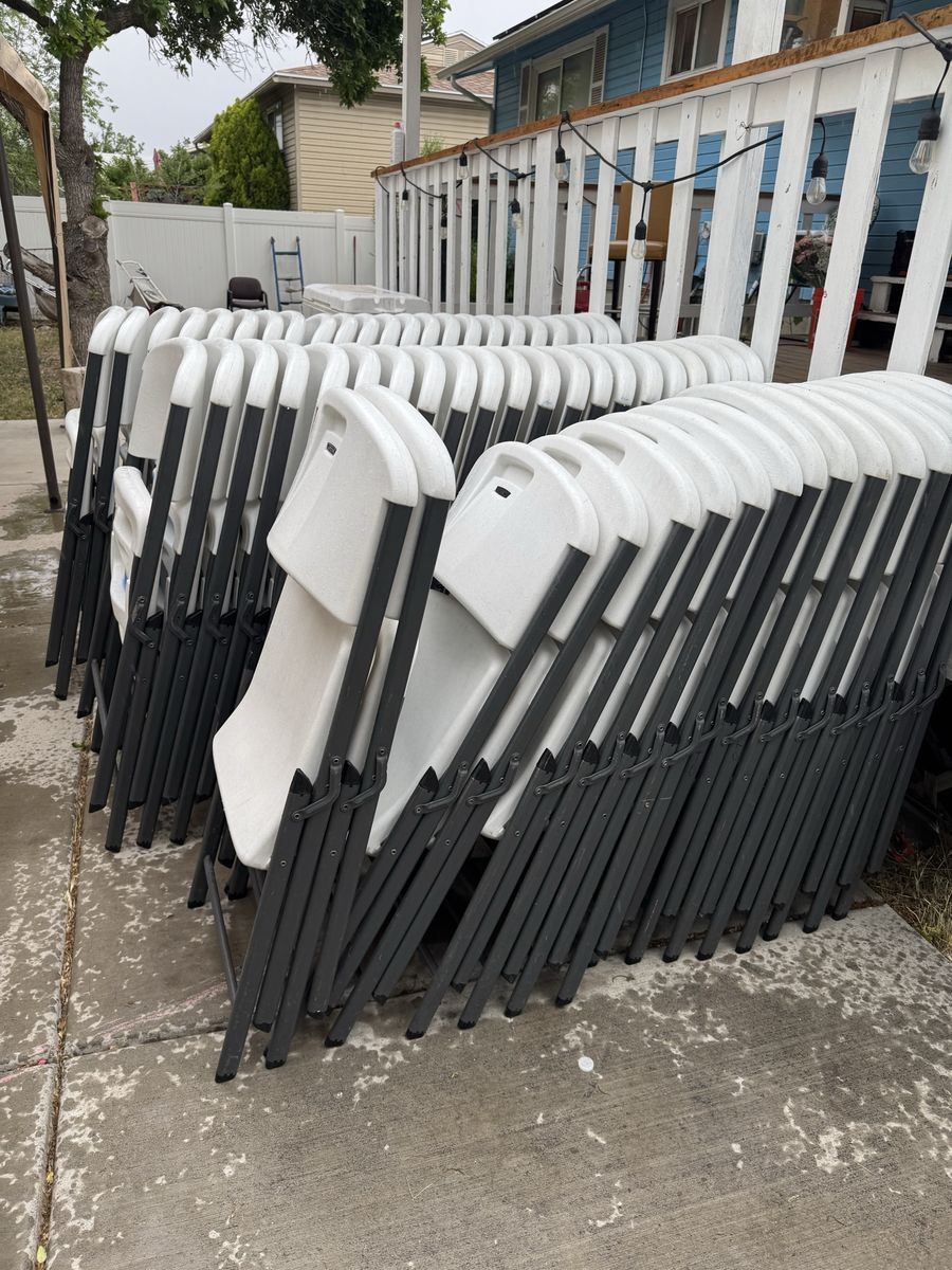 CHAIRS FOR RENT