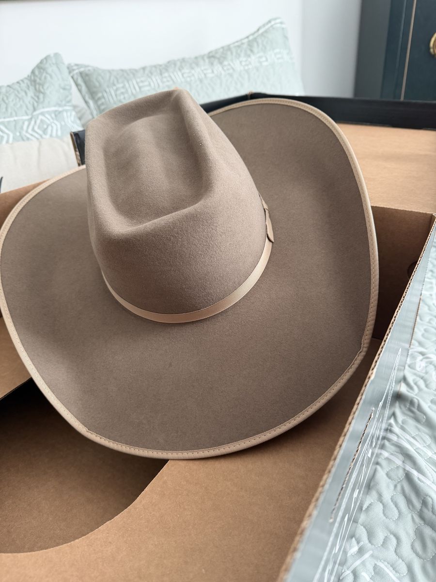 Rodeo King Felt Cowboy Hat