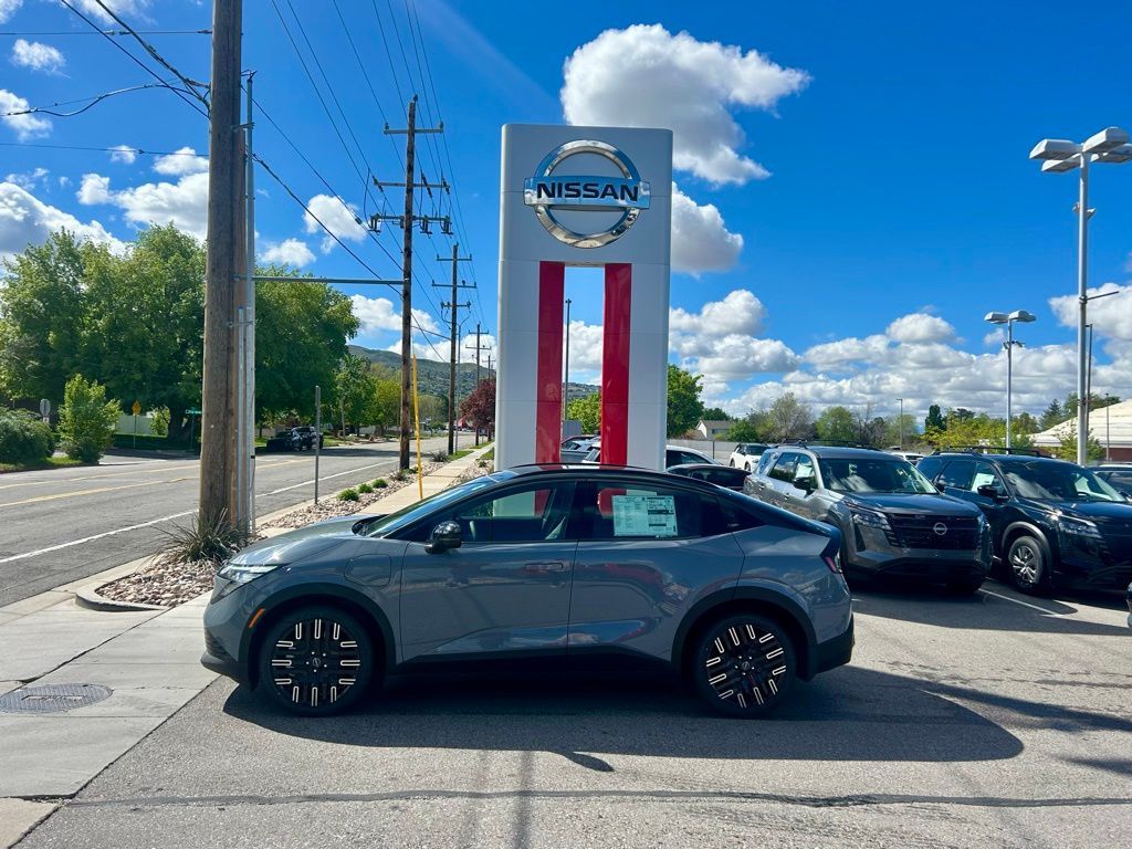2026 Nissan Leaf Platinum+