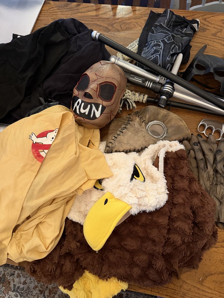 Main image 3