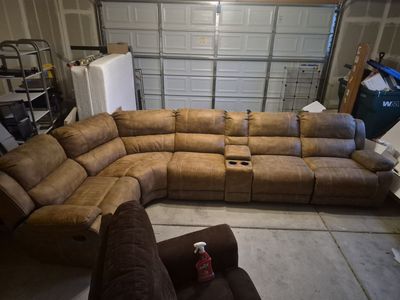 Sectional Couch Big, Arrangable pieces