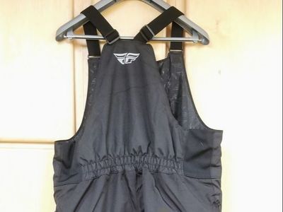 Has a cut - Fly Racing Aurora Bib (Black/Black, 3X-Large) (470-44003X)