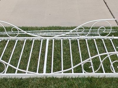 Twin Canopy Bedframe