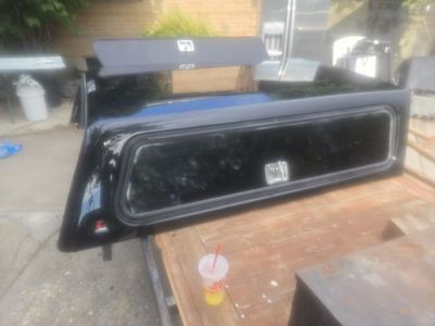 Leer Truck Shell, Black, With Tool boxes. Fits Chevy 2003 and newer