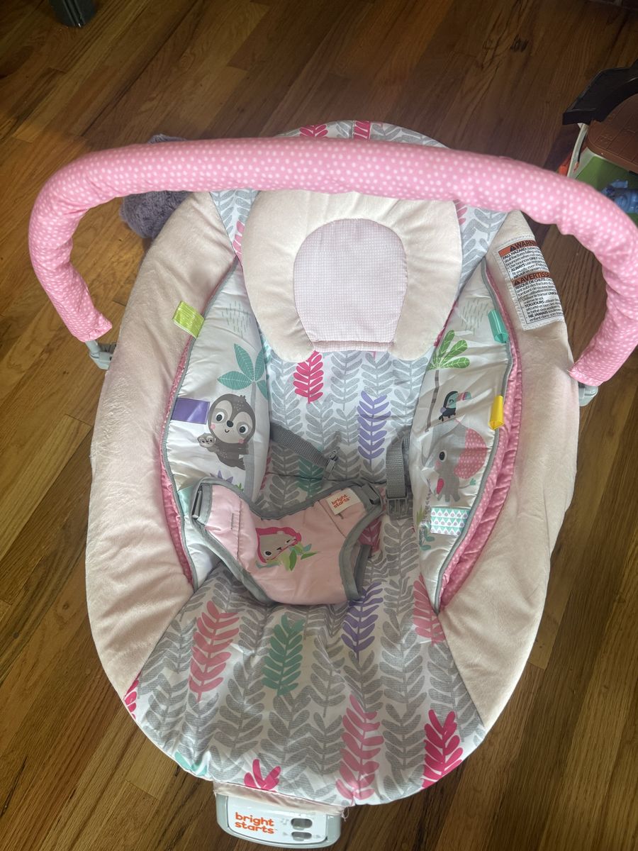 Baby Girl Vibrating And SInging Seat