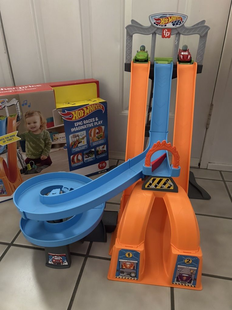 Fisher Price Racing Loops Tower
