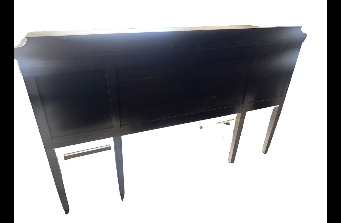 Main image 7