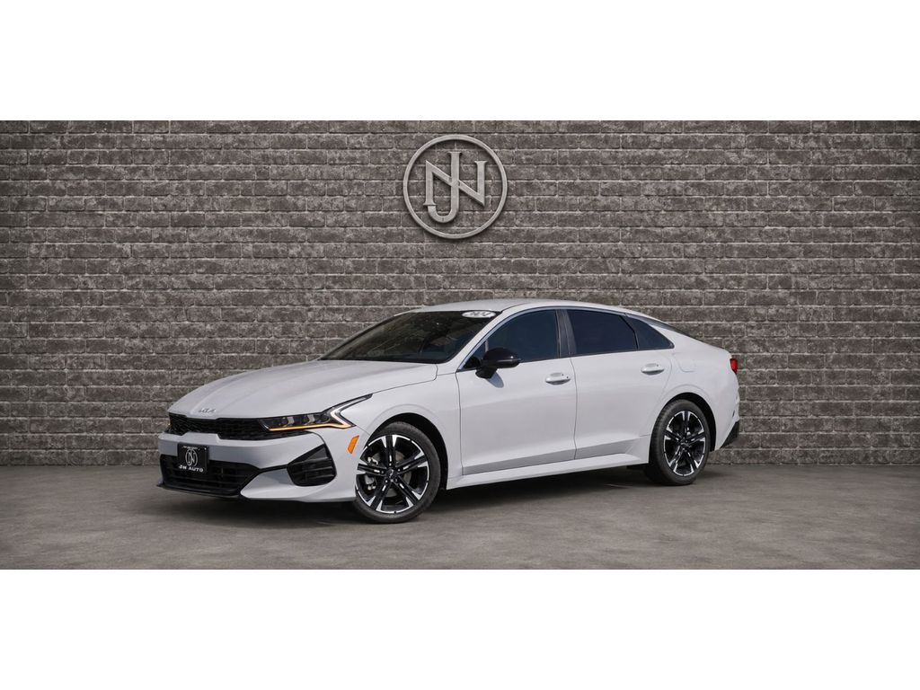 2024 Kia K5 GT-Line