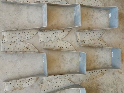 Simpson Strong Ties / Galvanized Joist Hangers New HGUS210-3