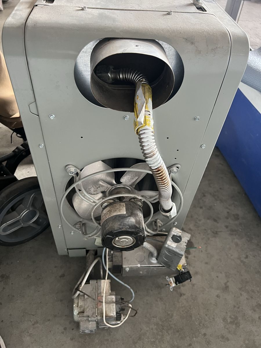 Main image 3