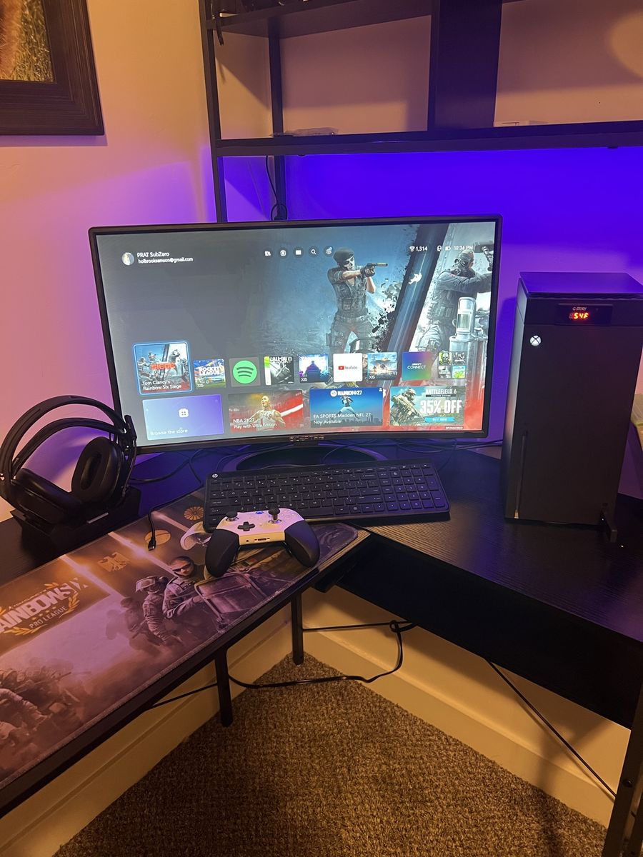 1TB Xbox series X with a Bluetooth RIG headset  and series 2 elite controller.