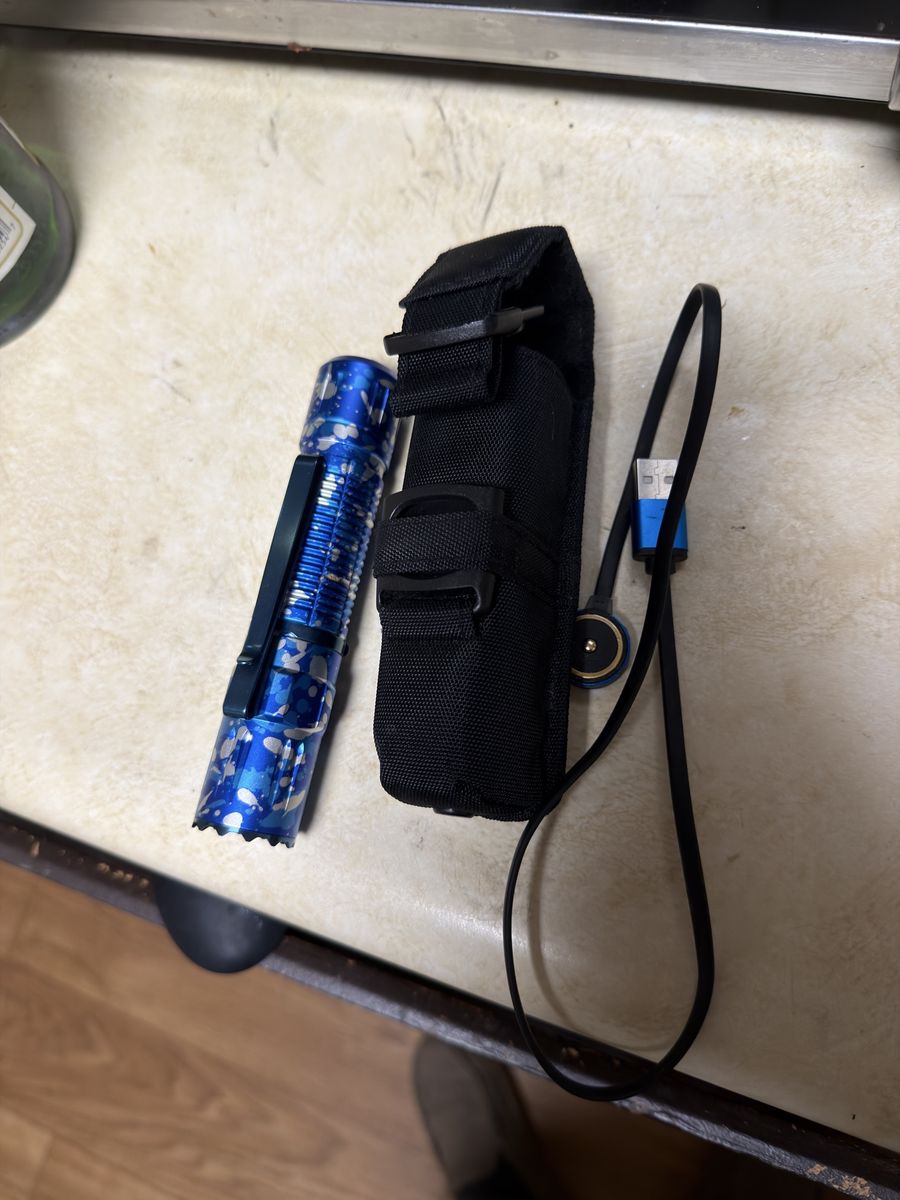 Olight M2R Pro Warrior ocean camo (limited edition)